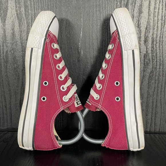 Converse All-Star women’s size 7 - Picture 6 of 8